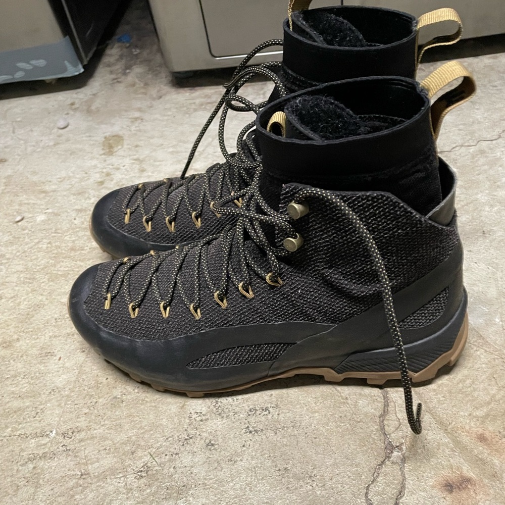 Huckberry x Naglev hiker